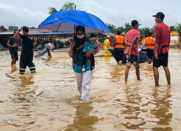 Lebih 300 mangsa banjir dipindahkan kali kedua, PPS diduduki dinaiki air