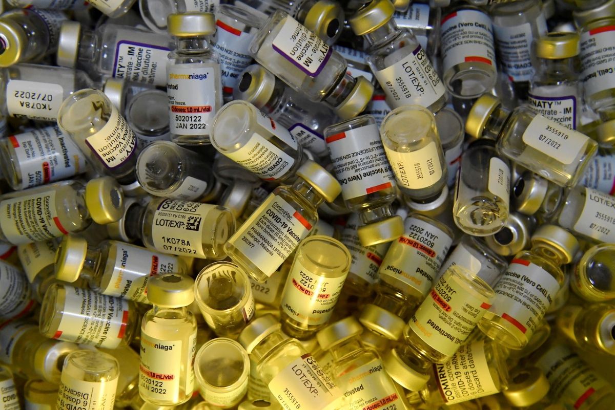 3.27 விழுக்காட்டு கோவிட்-19 தடுப்பூசிகள் காலாவதியாகிவிட்டன- சுகாதார அமைச்சு தகவல்