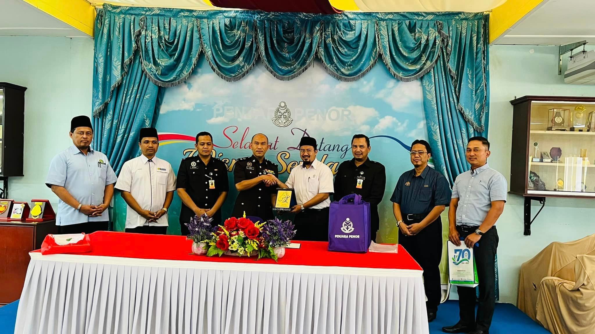 Mais lawat Penjara Penor, belajar cara kendali kelas al-Quran