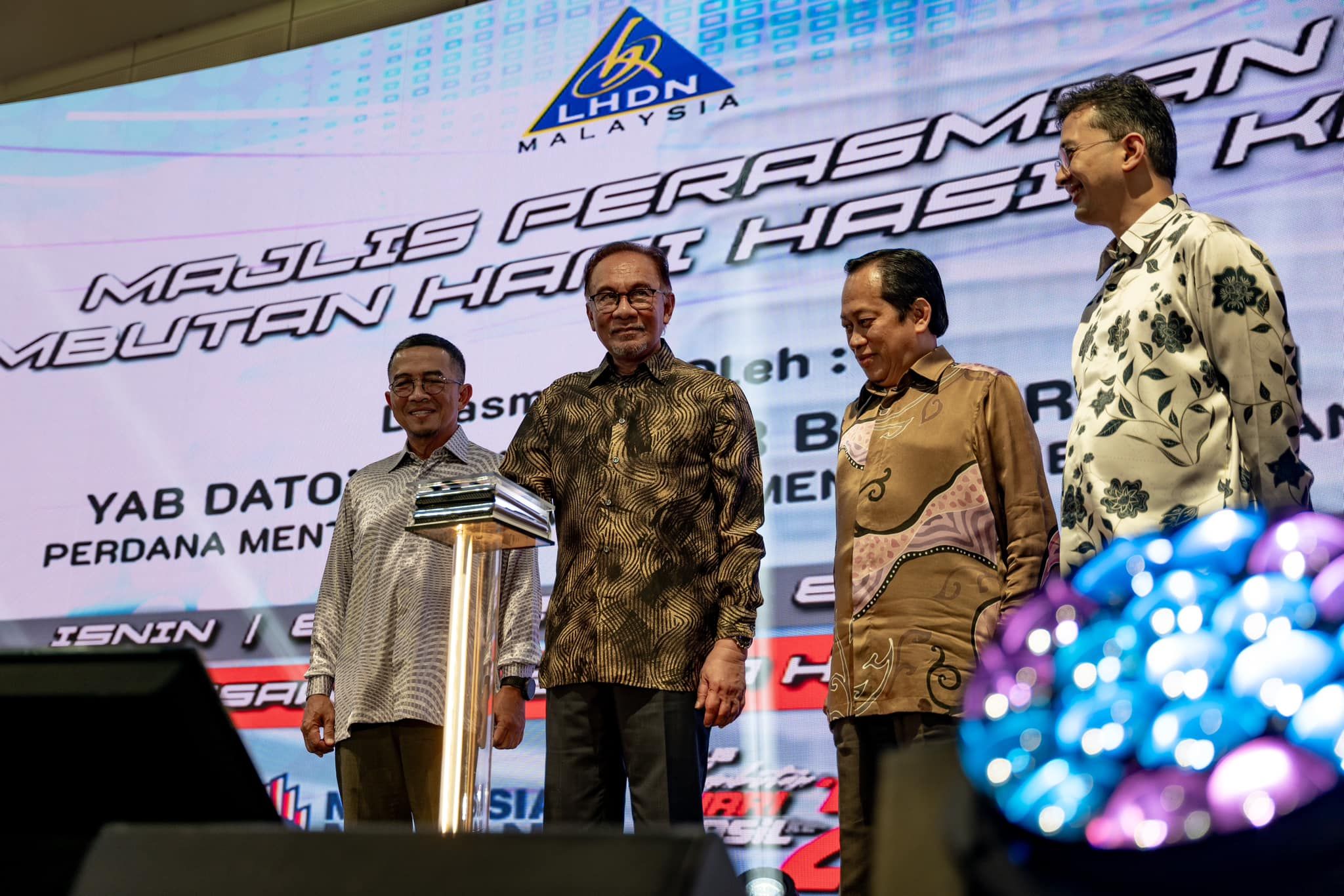 PM mahu LHDN siasat individu, syarikat culas bayar cukai