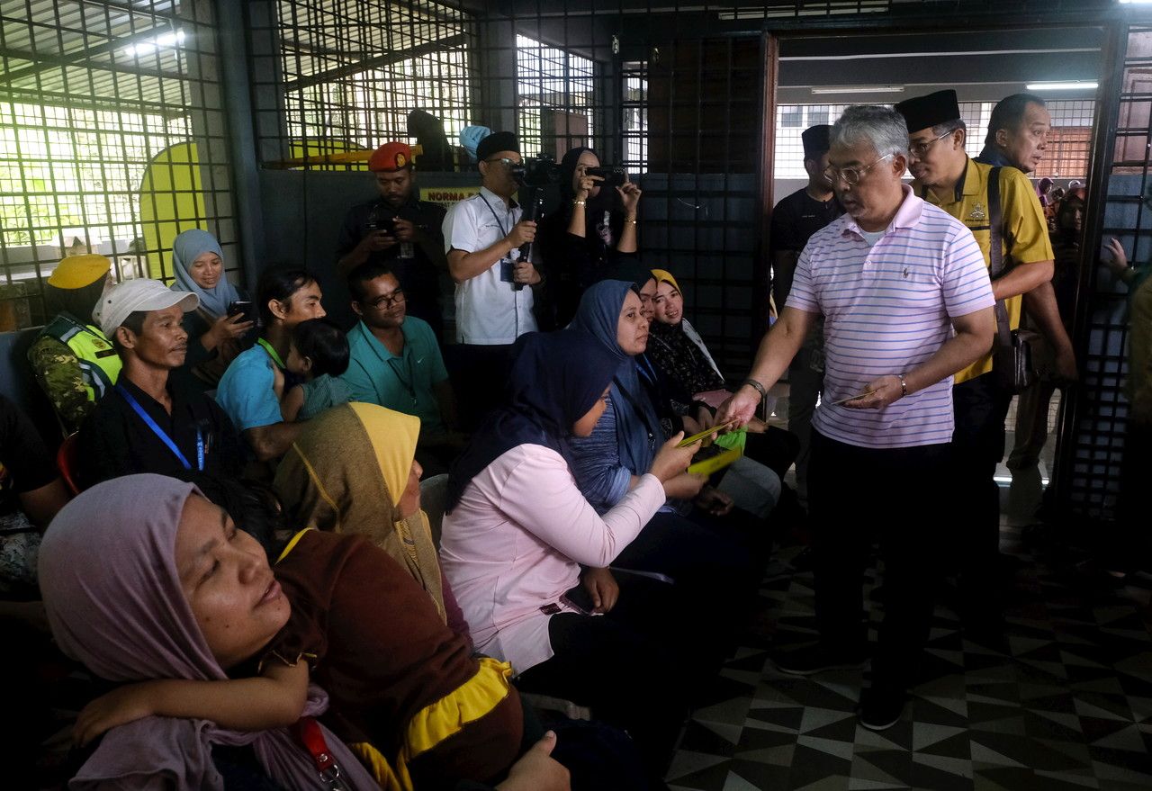 Agong: Govt must do detailed study to address flood risks