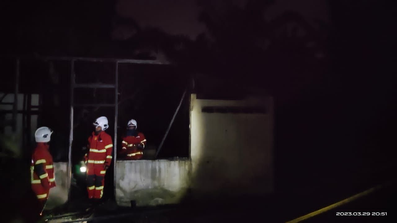 4童烧死案：逃往厕所企图逃生    4兄妹难逃一劫