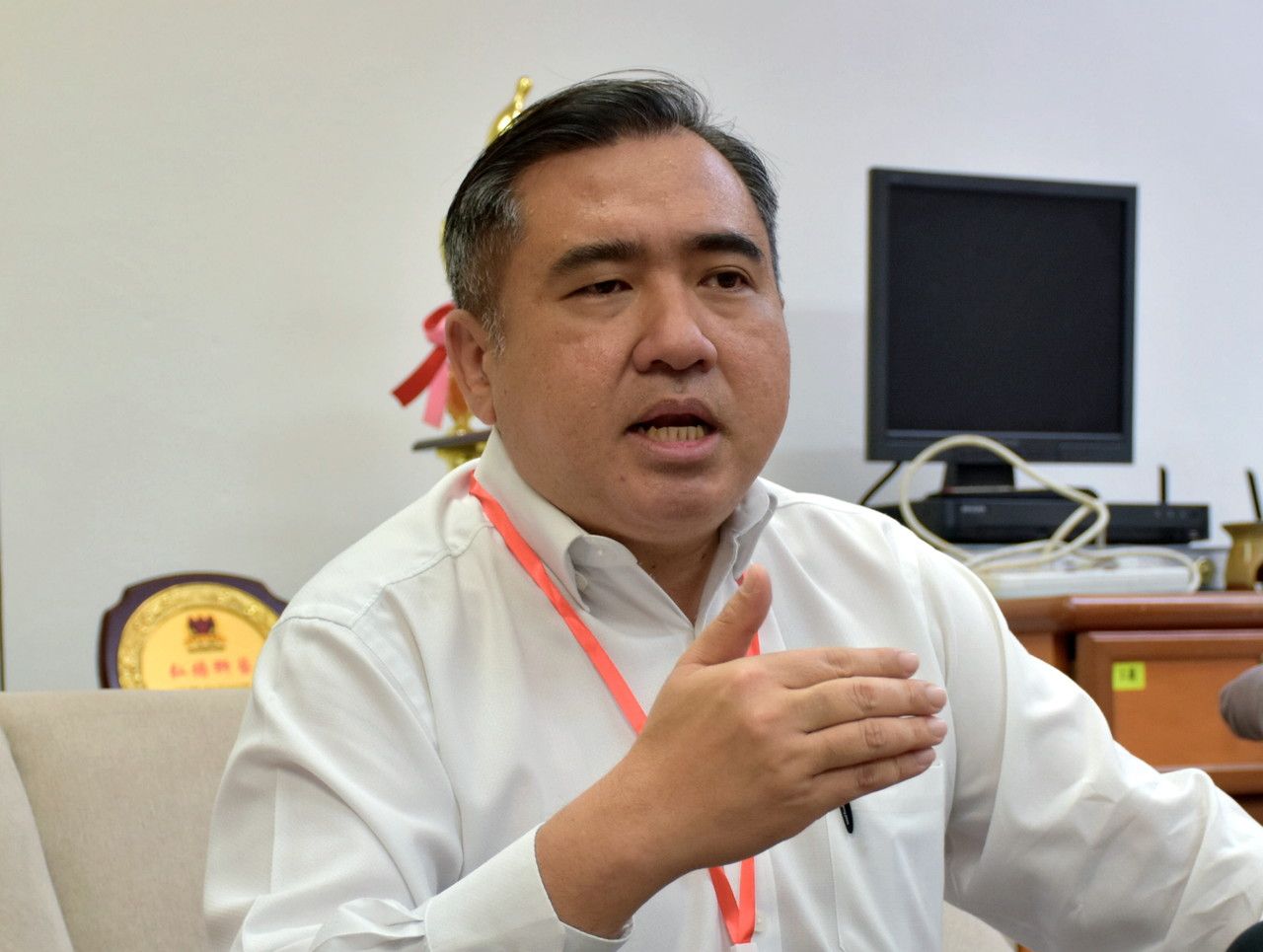 火箭不赞同校园办武装暴力活动  陆兆福促教育部严厉对付主办单位