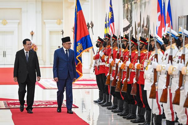 安华:加强多领域合作 马柬着重双边贸易投资