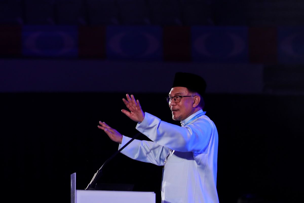 அனைத்து இன மக்களின் நலன்களையும் கெஅடிலான் கட்சி காக்கும்- அன்வார் சூளுரை