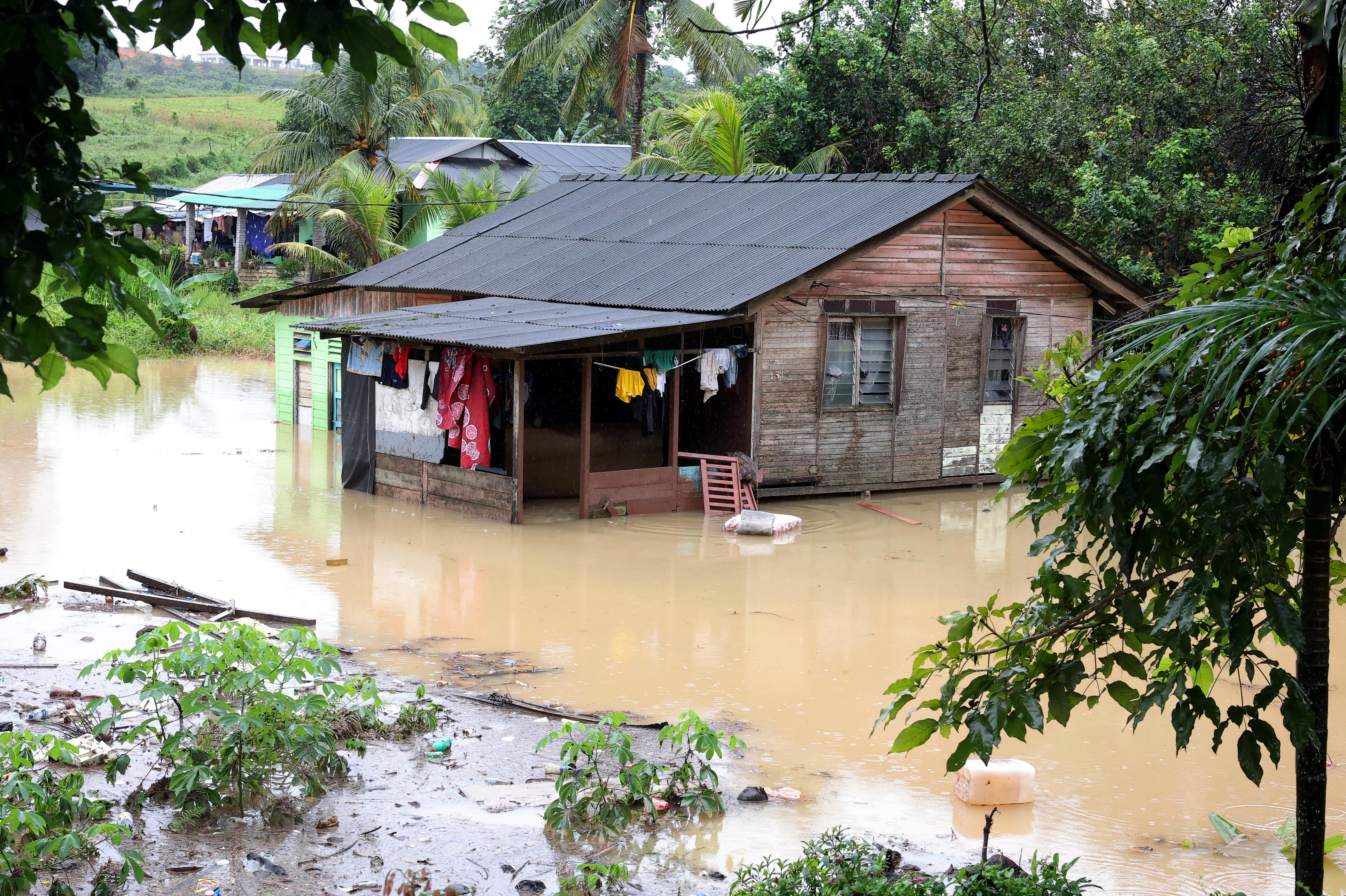 89 calon SPM terkandas, tidak hadir peperiksaan akibat banjir di Johor