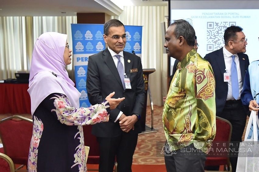 இல்லத்தரசிகள் சமூக பாதுகாப்பு திட்டம்-  எம்.பி.களுக்கு அமைச்சர் சிவகுமார் விளக்கம் 