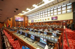 Senate approves five bills, including three from KPKT