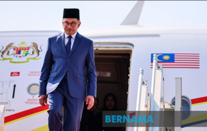 安华抵达金边展开官访  加强大马与柬埔寨关系