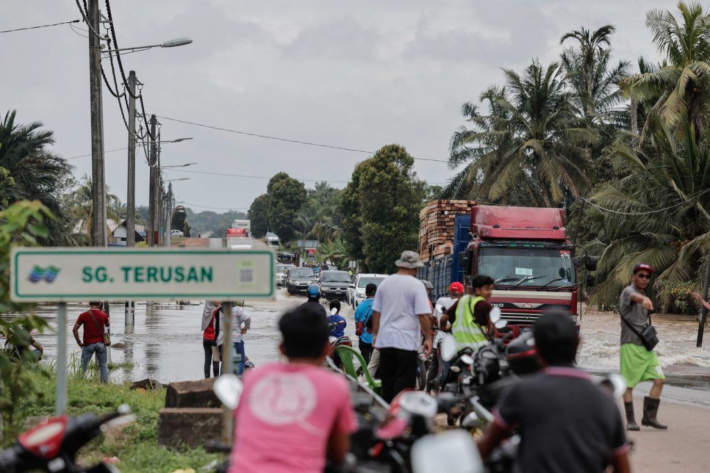 மூன்று மாநிலங்களில் 47,000 பேர் வெள்ளத் துயர் துடைப்பு மையங்களில் தஞ்சம்