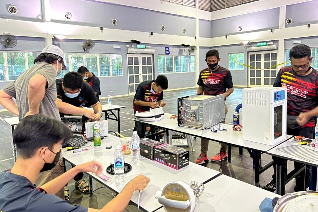 18 வயது நிரம்பிய நலன்புரி இல்லத்தில்(சமூக நலன் காப்பகங்களில்) வசிப்பவர்களுக்கு இலவசமாகத் திறன் கல்வி கற்க வாய்ப்பு