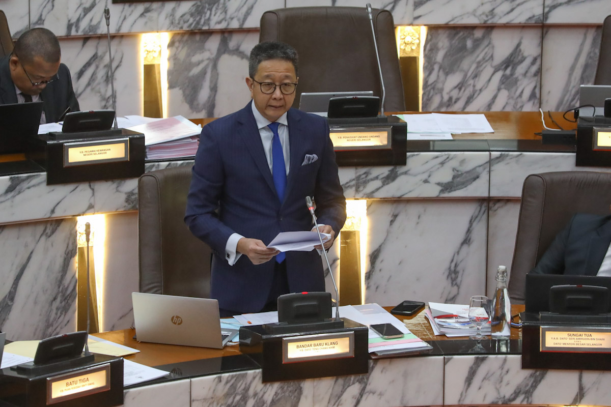 Negeri bekal lebih 1,000 lampu LED solar di kampung, kawasan gelap