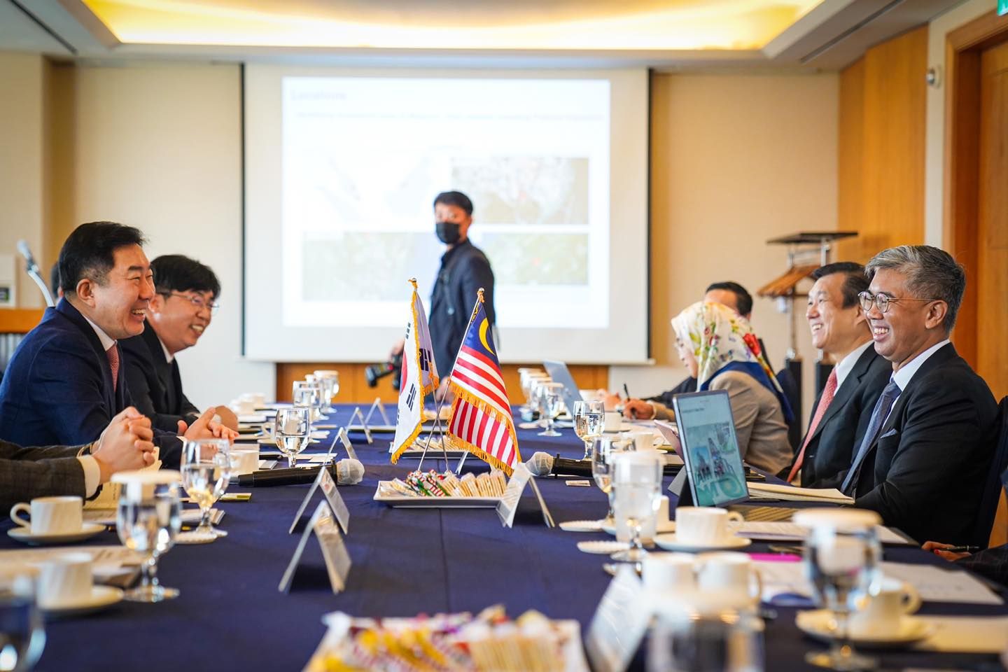 扎夫鲁率团赴韩国招商   引资240亿令吉潜在投资