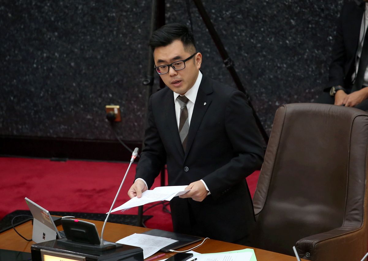 வயதானப் பெற்றோரை கைவிடும் பிள்ளைகளைத் தண்டிக்கச் சட்டம் வேண்டும்- ரவாங் உறுப்பினர் கோரிக்கை