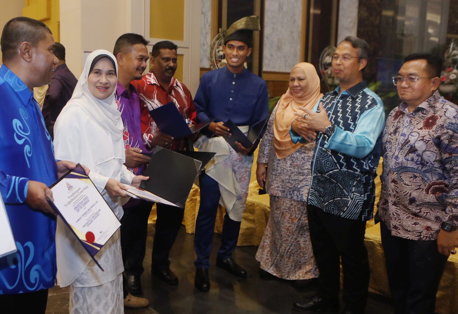 மொத்தம் 153 ஊழியர்கள் 2022 ஆம் ஆண்டிற்கான சிறந்த சேவை விருதைப் பெற்றனர்