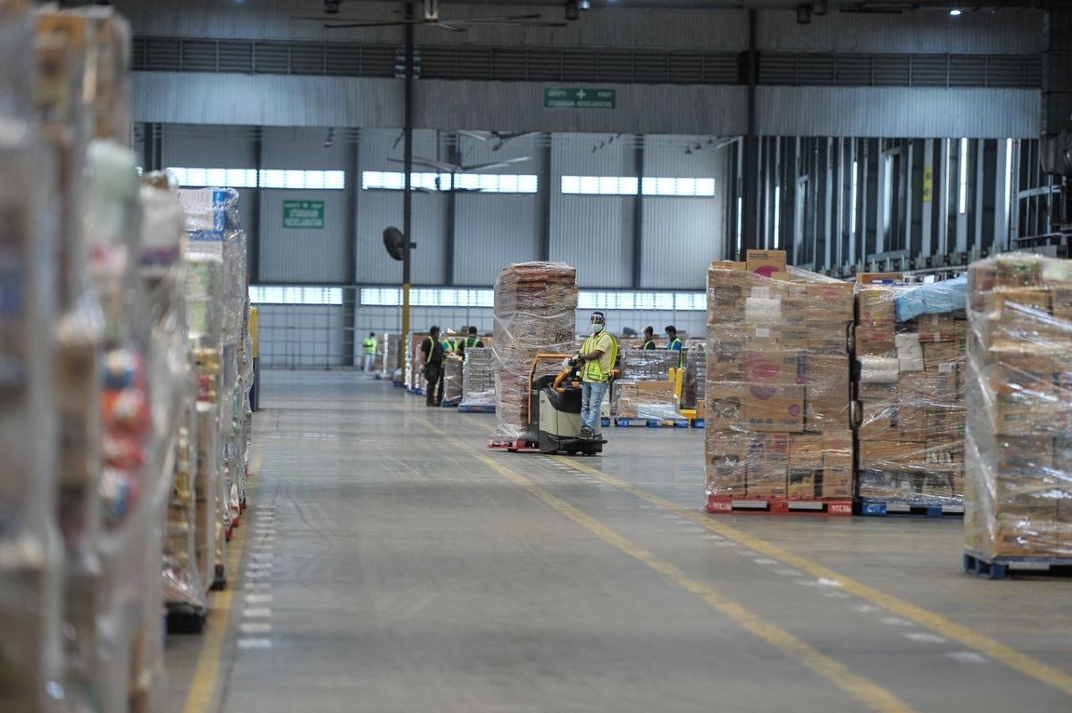 மார்ச் 14 வரை 995,396 அந்நியத் தொழிலாளர்களைத் தருவிக்க அனுமதி – நாடாளுமன்றத்தில் தகவல்