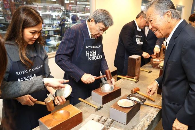 Sultan of Selangor, Tengku Permaisuri visit Royal Selangor