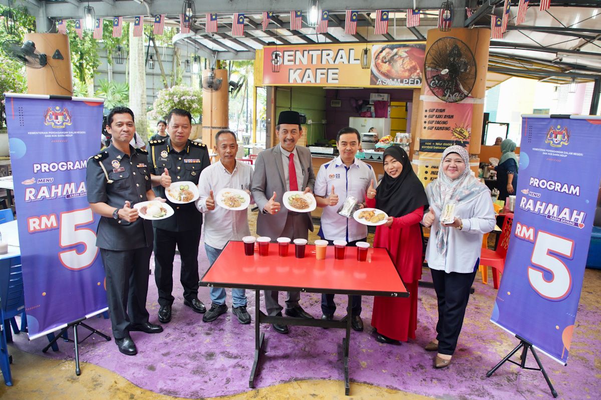 பொது மக்களுக்கு உதவ மெனு ரஹ்மா திட்டத்தை அறிமுகப்படுத்துவீர்- வணிகர்களுக்குச் சிலாங்கூர் அரசு வேண்டுகோள்