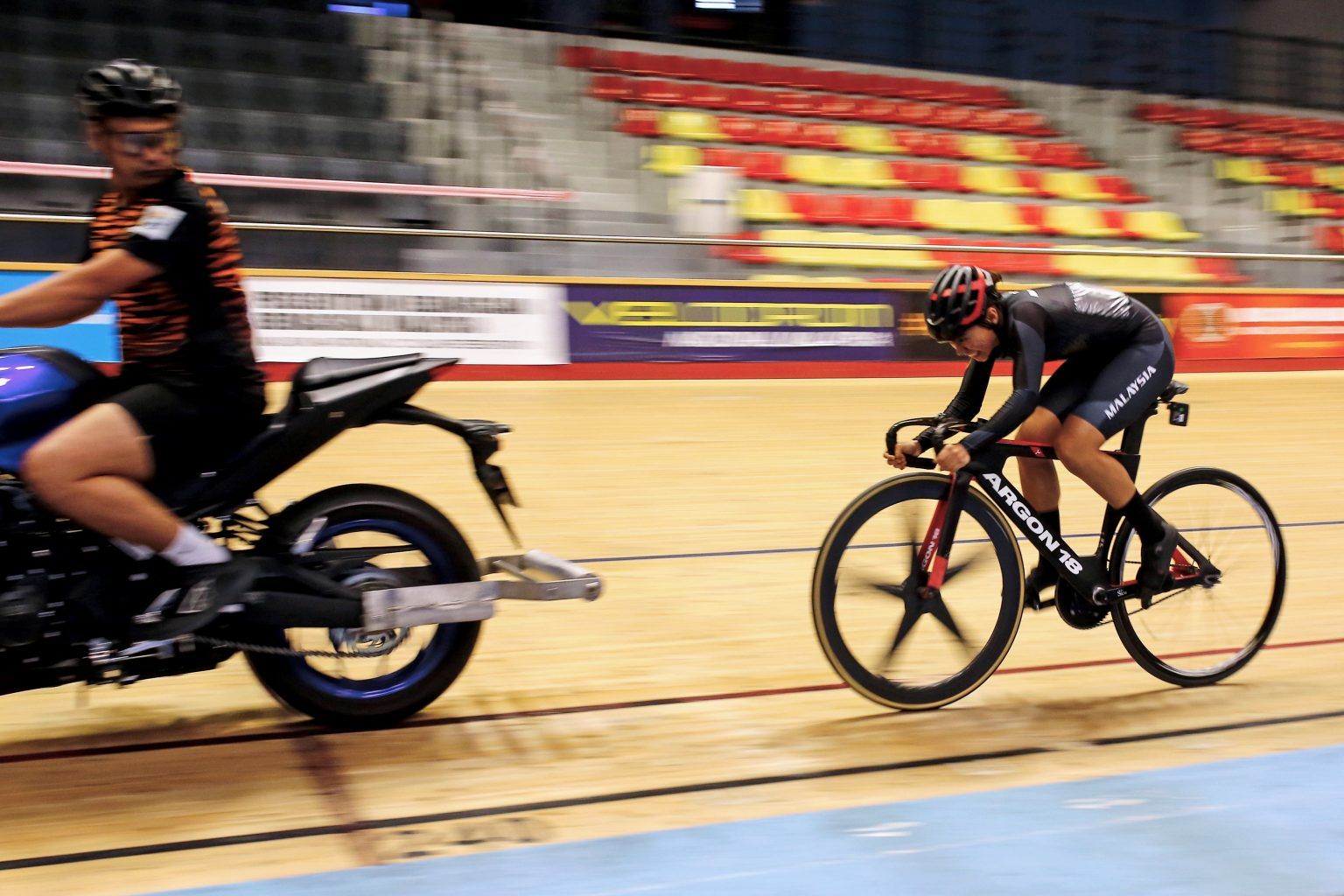 மகளிர்  தனிநபர் சைக்கிள் ஒட்ட வீரர் தேசிய சாதனையை முறியடித்தார், ஆனால்  தோல்வியைத் தழுவினார்