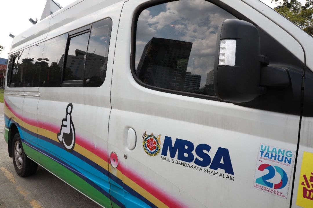 Khidmat van percuma bawa OKU, warga emas ke hospital terpilih