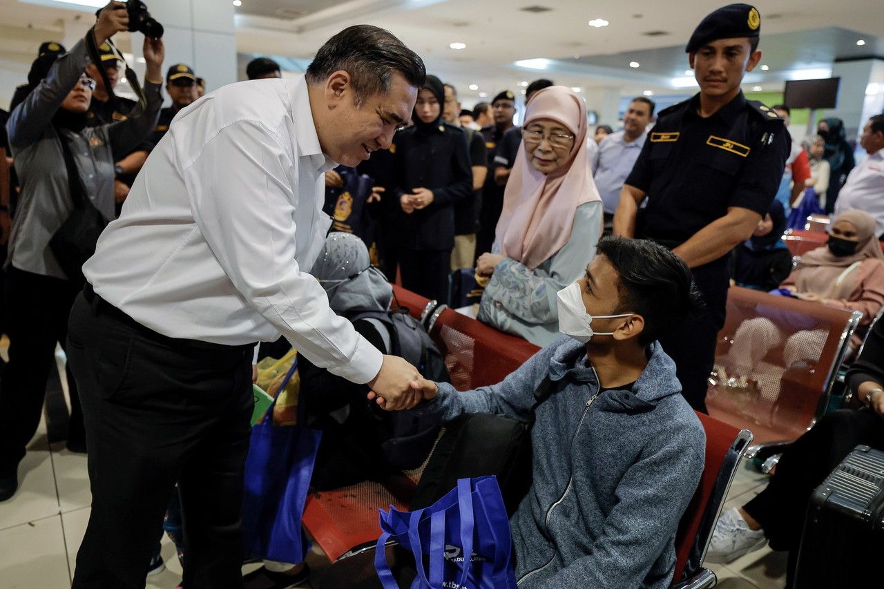 Aidilfitri: Prioritise safety when balik kampung — Dr Wan Azizah