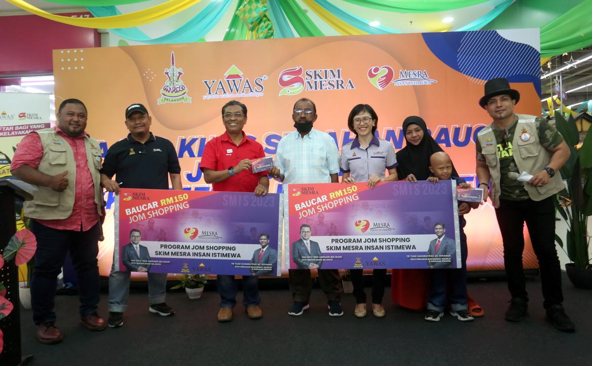 150 insan istimewa DUN Kota Damansara terima baucar RM150