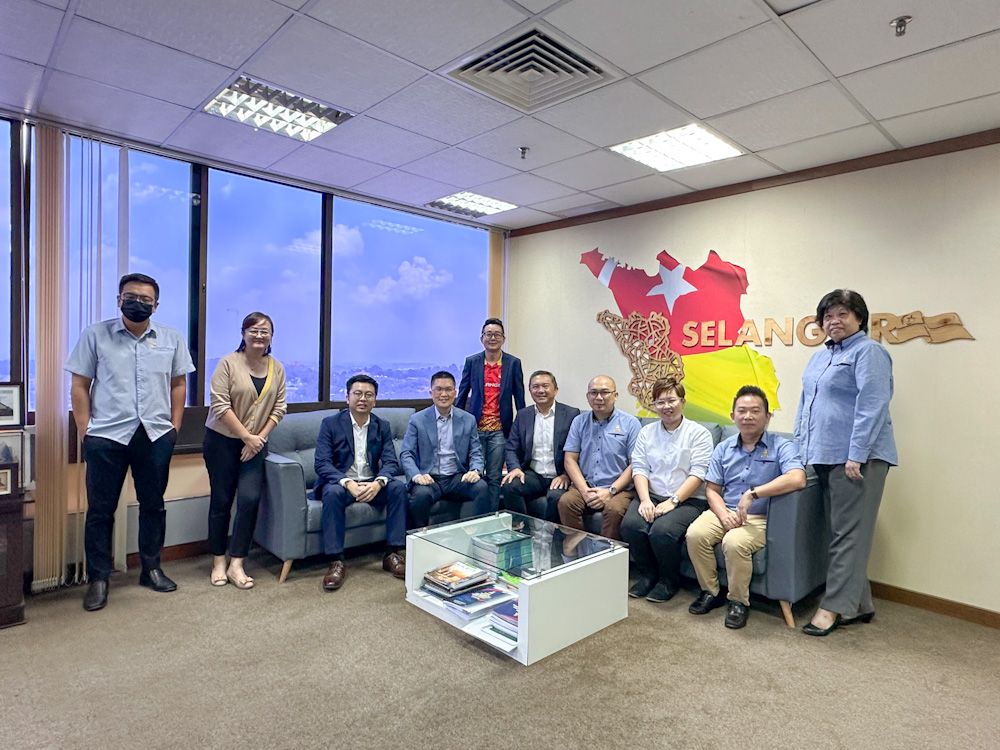 雪政府致方推动创新新村发展 深获地发部长赞赏.将捎来惊喜