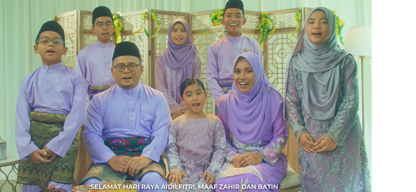 雪大臣与家人拍视频 祝福民众开斋节快乐