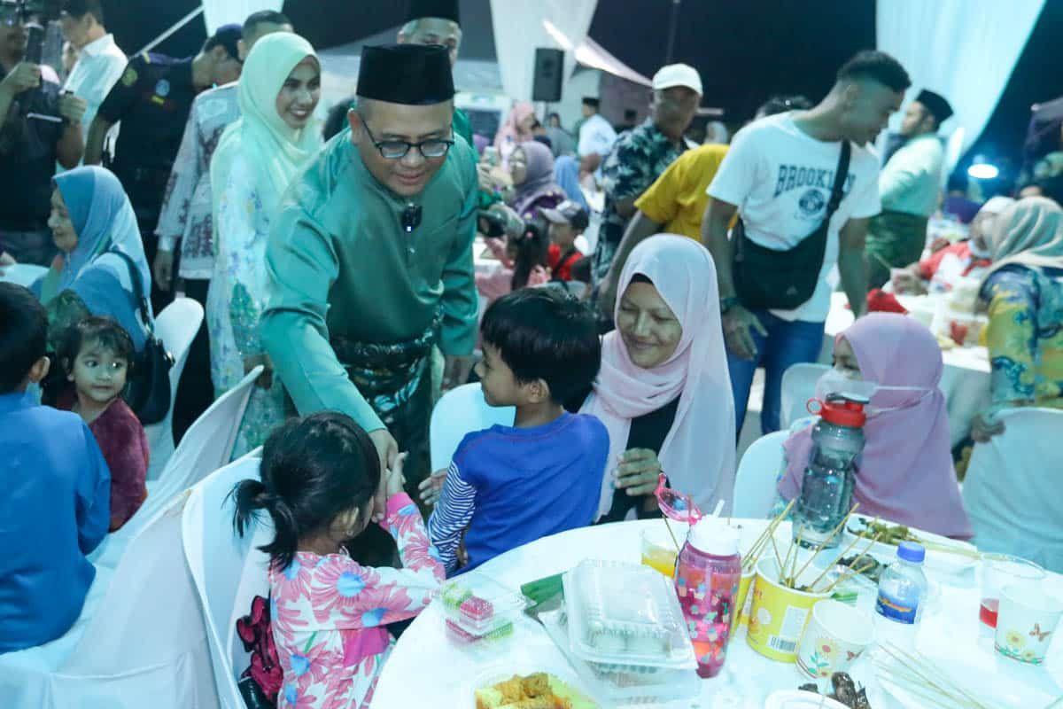 雪关爱开斋节巡展 大臣：促进官民交流