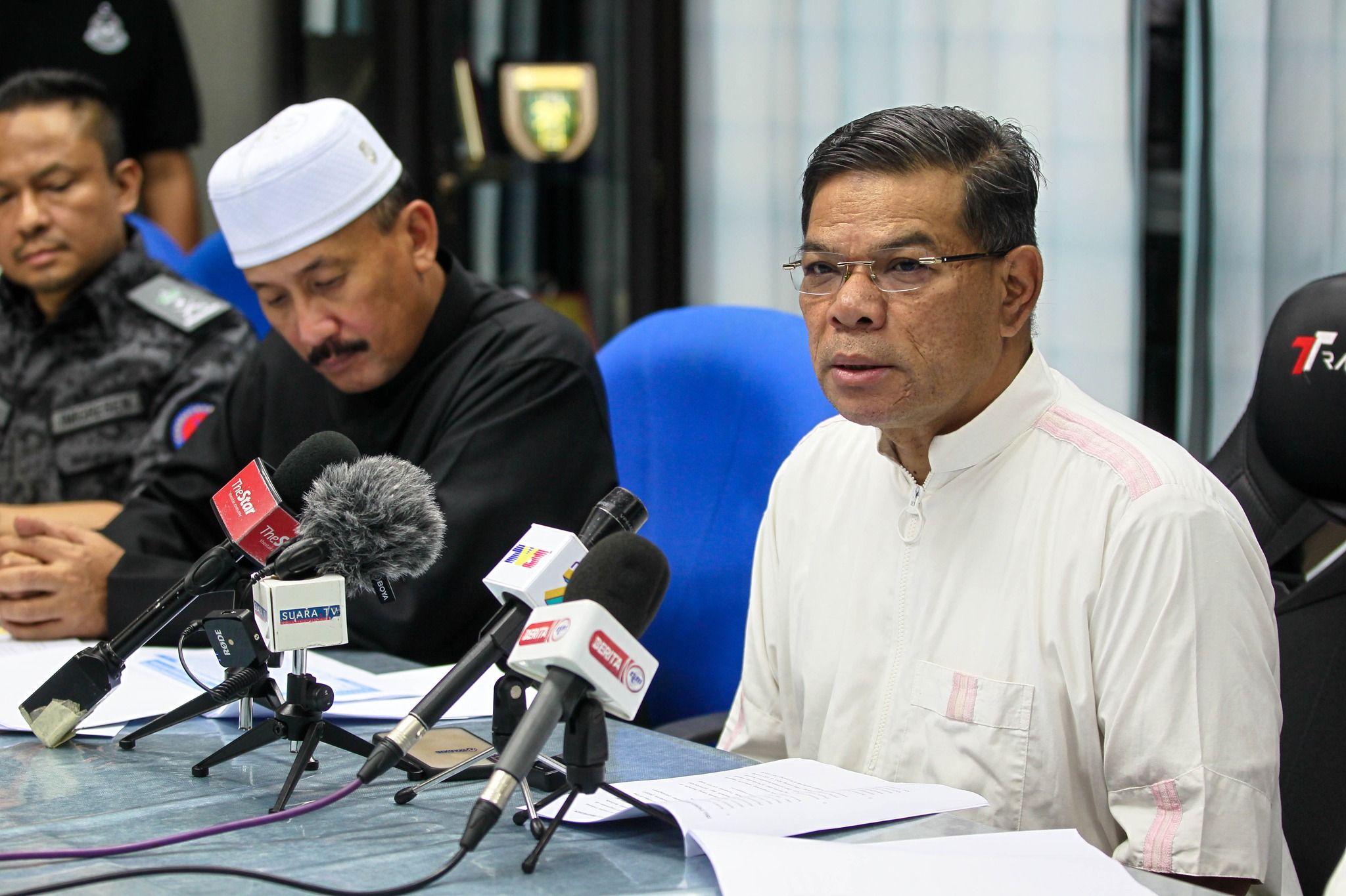 内长：近期呈转移扣留营儿童内阁文件 今年已遣返1.4万非法移民