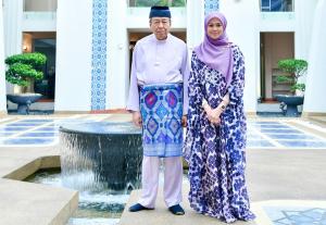 Sultan, Permaisuri seru hiasi Syawal dengan sedekah, erat silaturahim