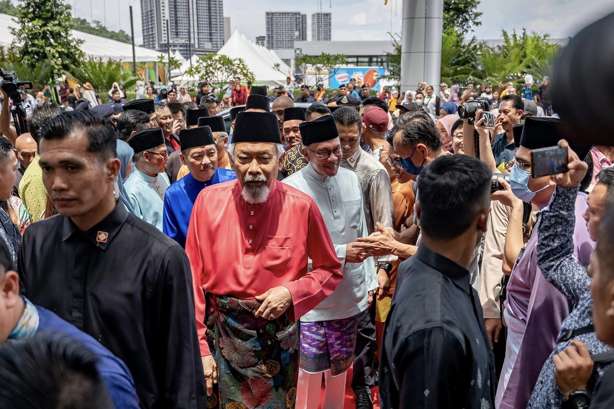 PM: Jadikan perayaan, budaya yang pelbagai pengikat persaudaraan rakyat
