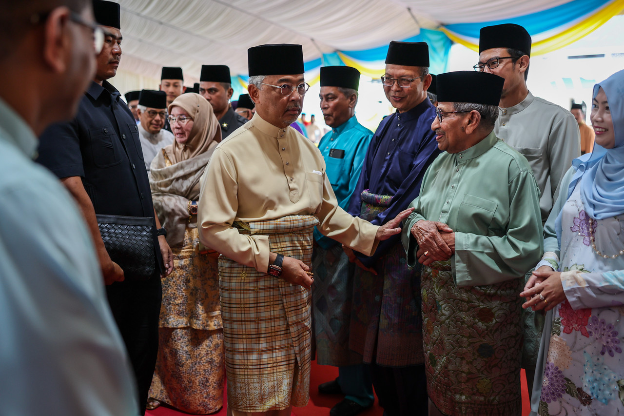 King, Queen attend Nuzul Al-Quran celebration at Penang State Mosque