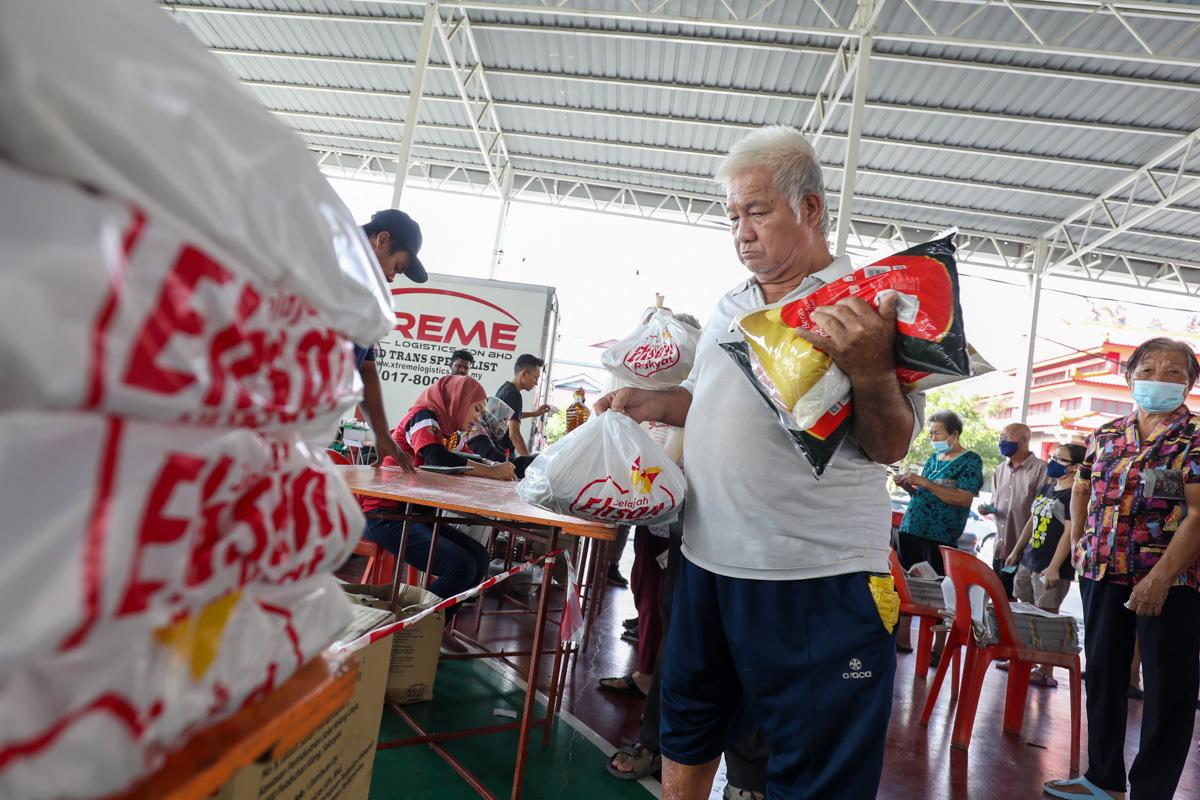 Orang ramai puji jualan murah negeri, bantu jimat belanja 