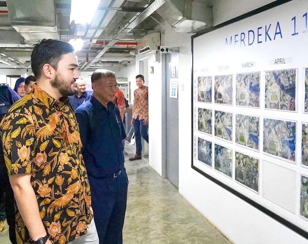 மெனாரா மெர்டேக்கா 118 இன் கட்டுமானப் பகுதியைச் சிலாங்கூர் ராஜா முடா பார்வையிட்டார்