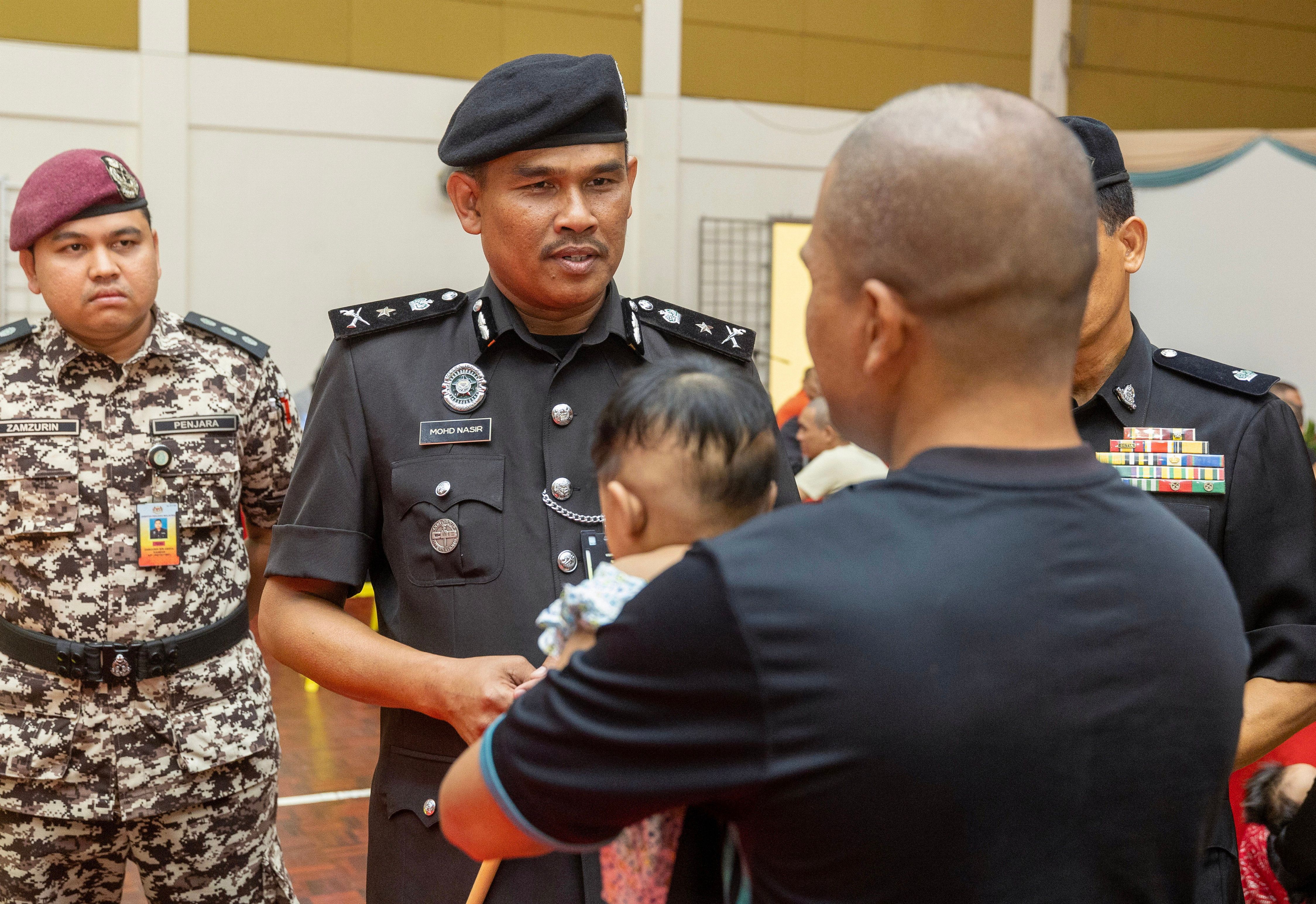 Isteri syukur suami dibebaskan awal, sambut raya bersama keluarga