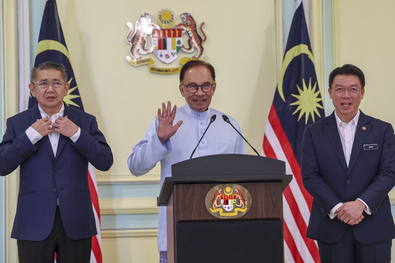 首相：本周五或下周一列开斋特假