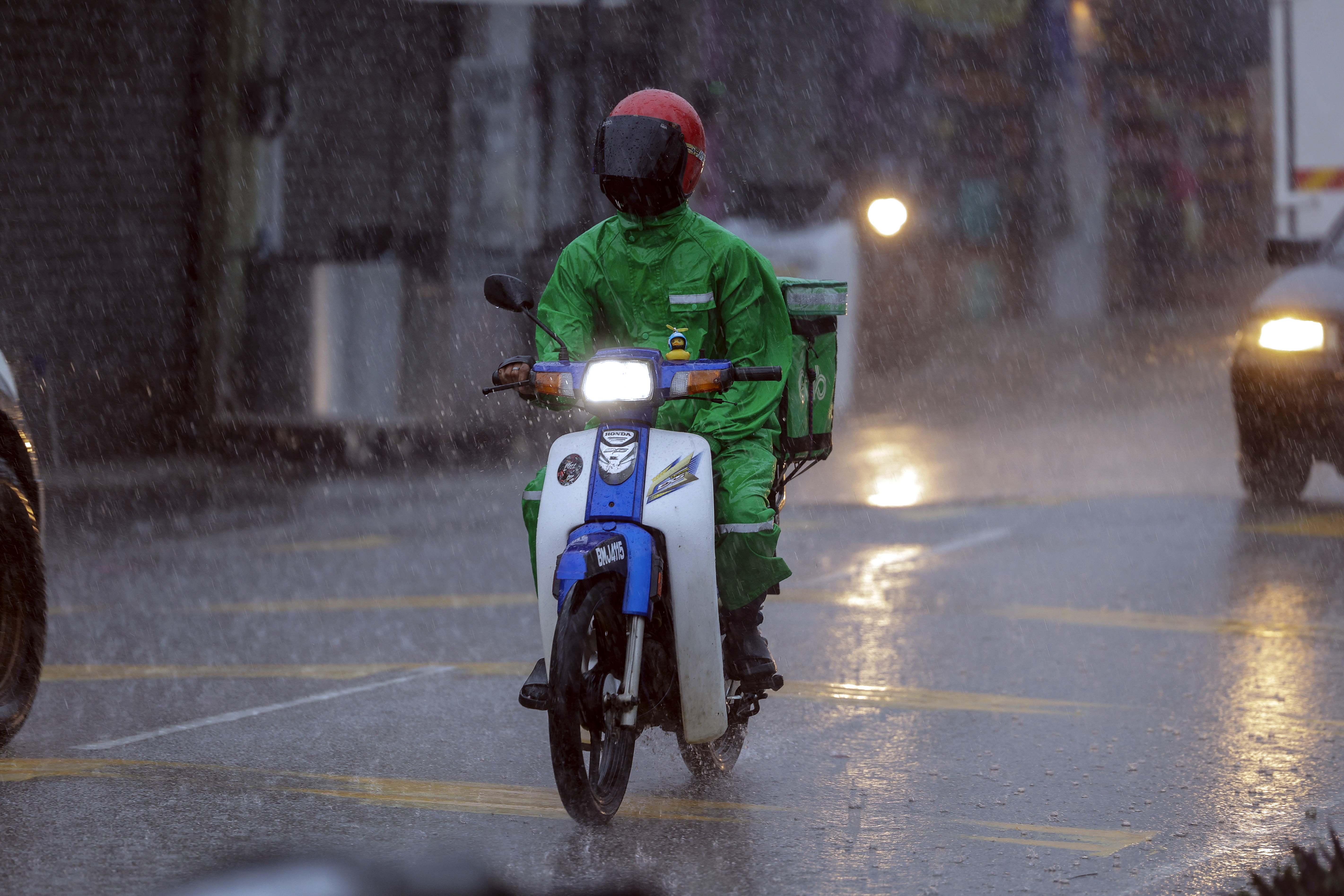 Thunderstorms expected in five Selangor districts, Putrajaya until 1pm — MetMalaysia