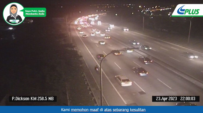 Aliran trafik di lebuh raya utama takat 10 malam tinggi