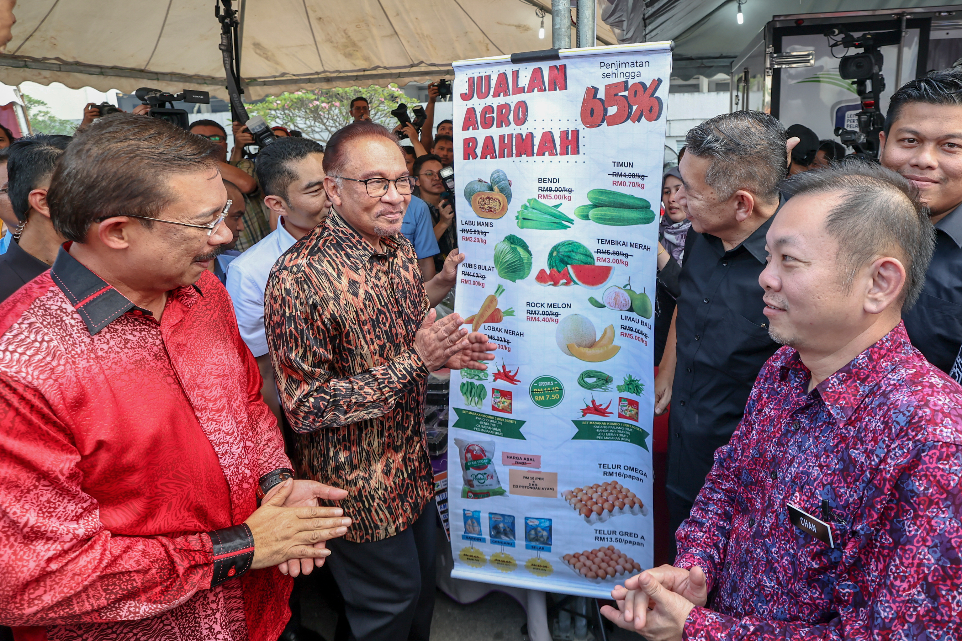 PM: Kurangkan kebergantungan orang tengah, pastikan harga barangan dapat dikawal