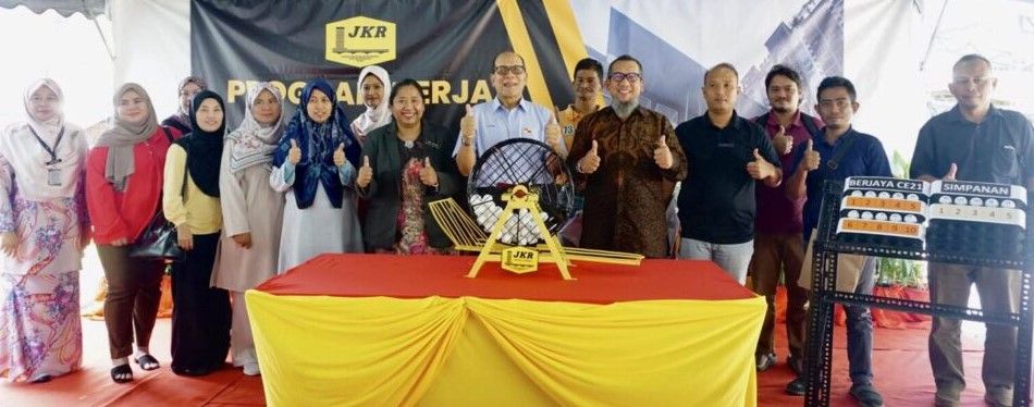 கோம்பாக்கைச் சுற்றி, ரி.ம 500,000 மதிப்புள்ள  சாலை பராமரிப்பு திட்டத்தில் 10 ஒப்பந்ததாரர்கள்