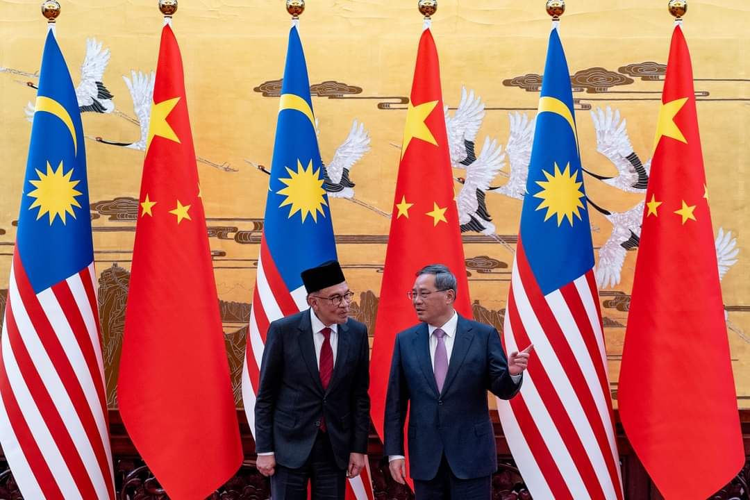 安华：马中同意加强双边关系