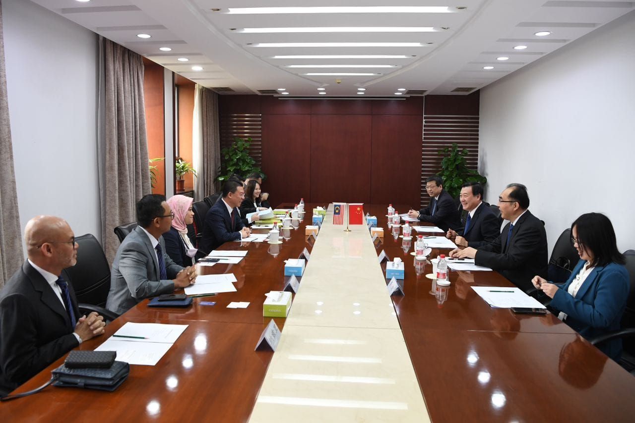 马中双倪房屋部长会面  加强两国房屋领域合作   