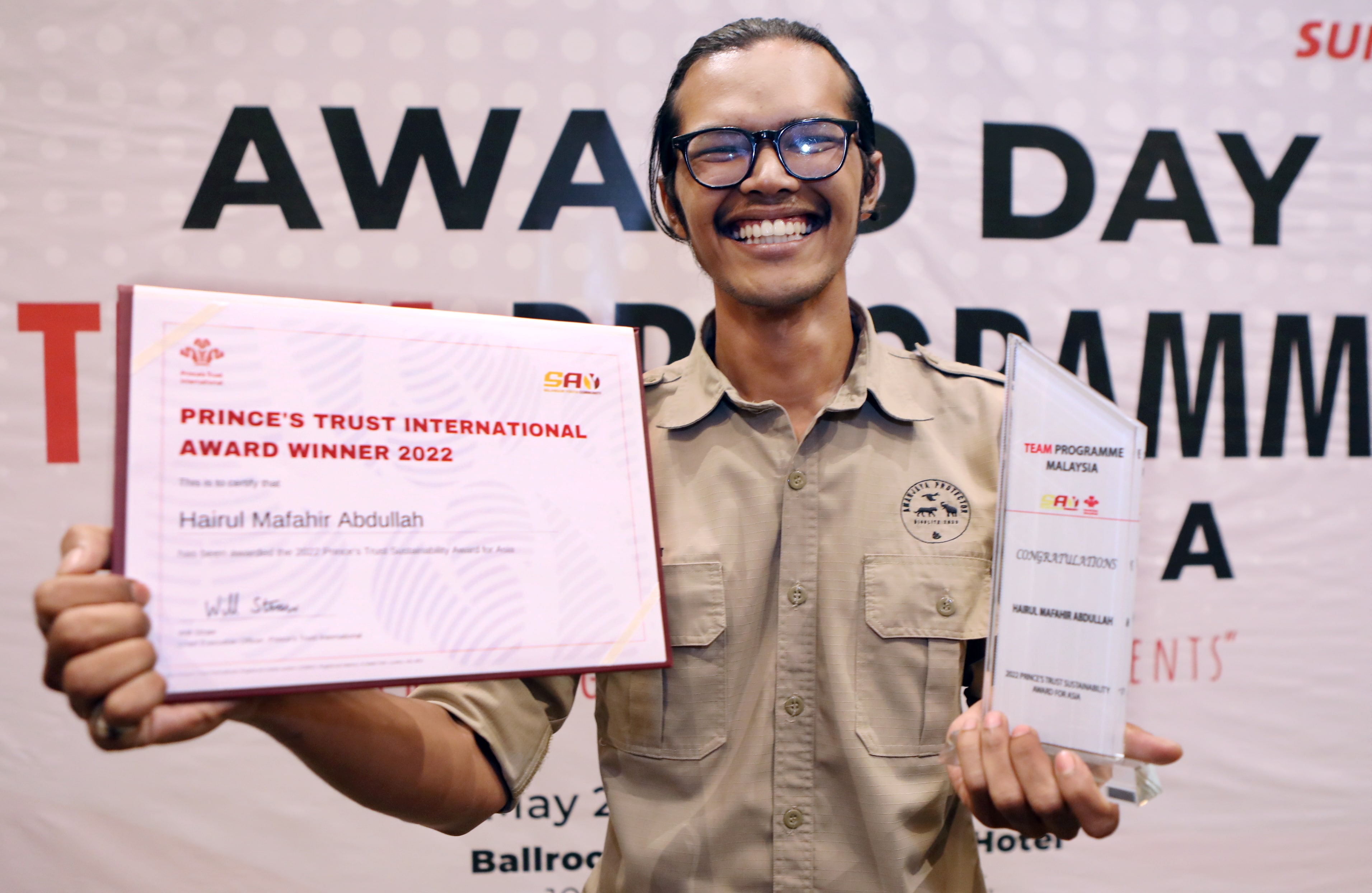 Pernah hilang kerja, pemuda terima Prince’s Trust Sustainability Award for Asia 2022