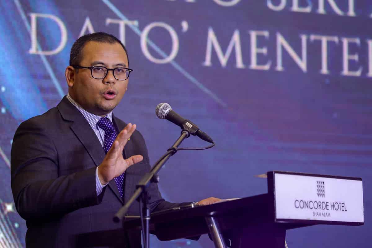 State agencies should use RS-1 as main guidance in policy direction — MB