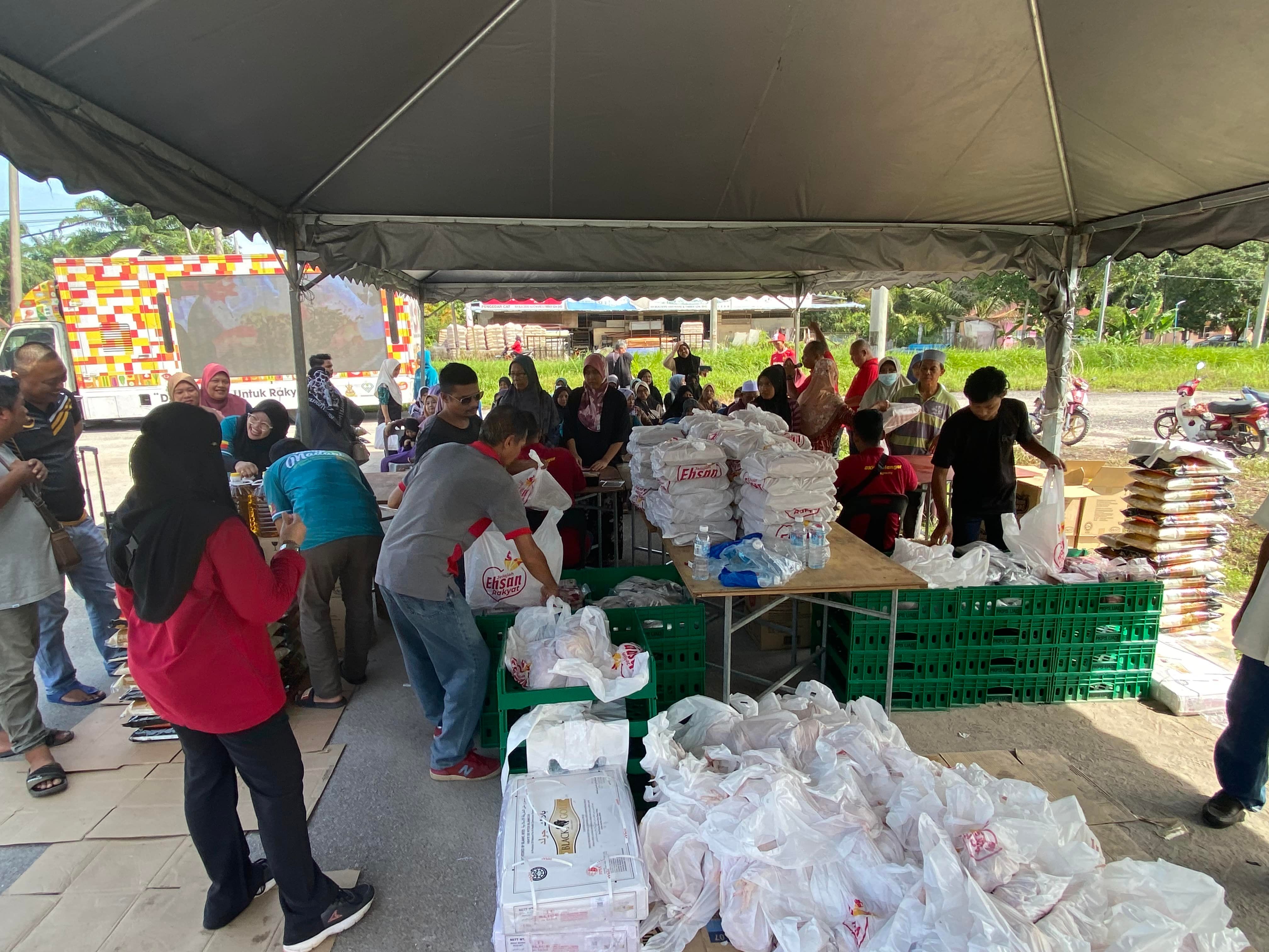 Lebih 10 kali datang jualan murah, barangan ditawar segar setanding pasar raya