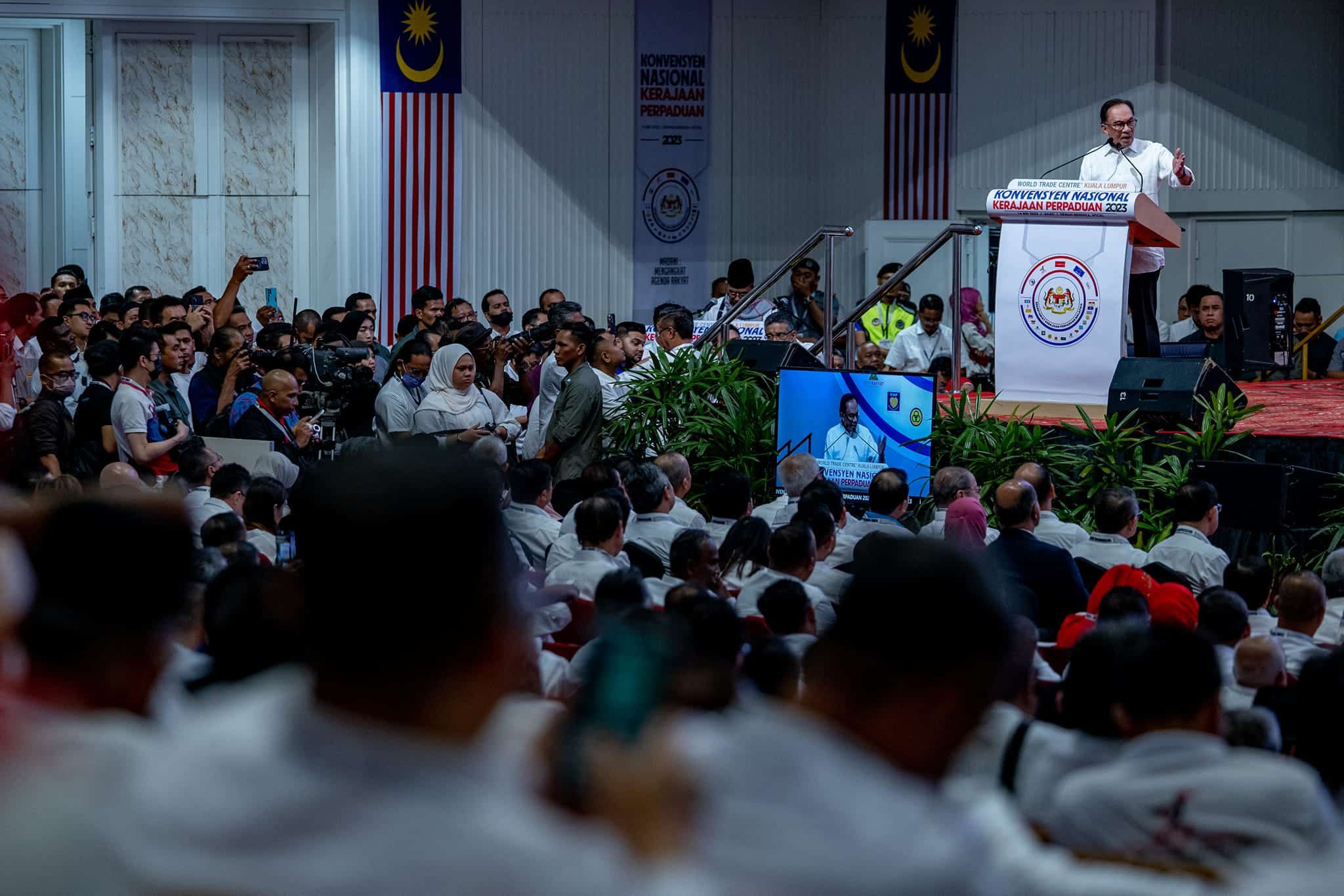 Culture of deliberation allows civil servants to share thoughts, says PM