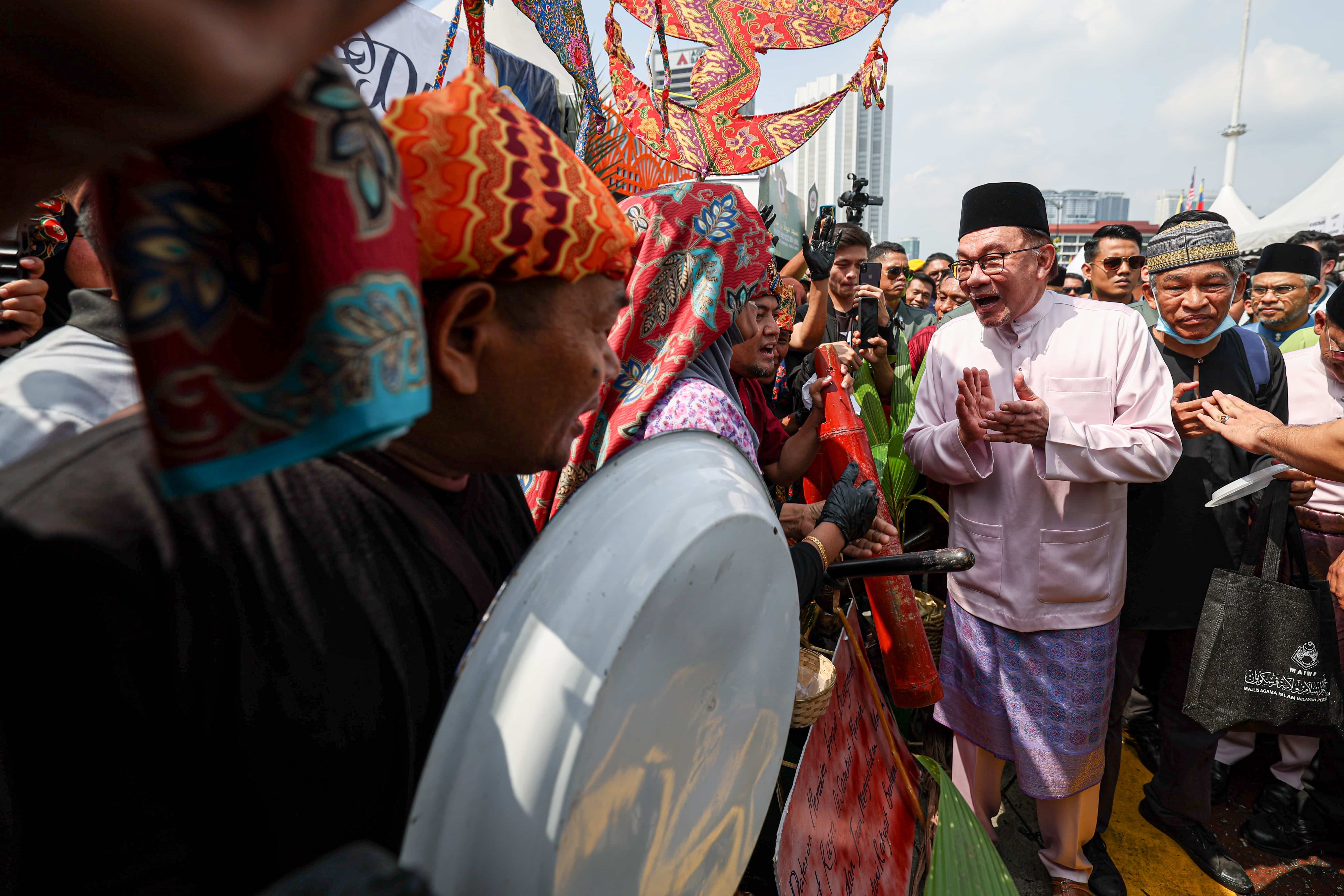 国家青年日：安华疾呼青年把握良机发声