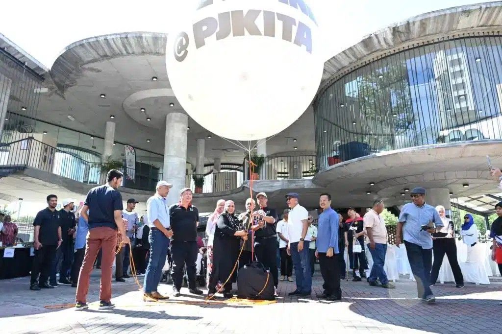 灵市The Spine社区中心启用 成市民活动场所.创新展示区