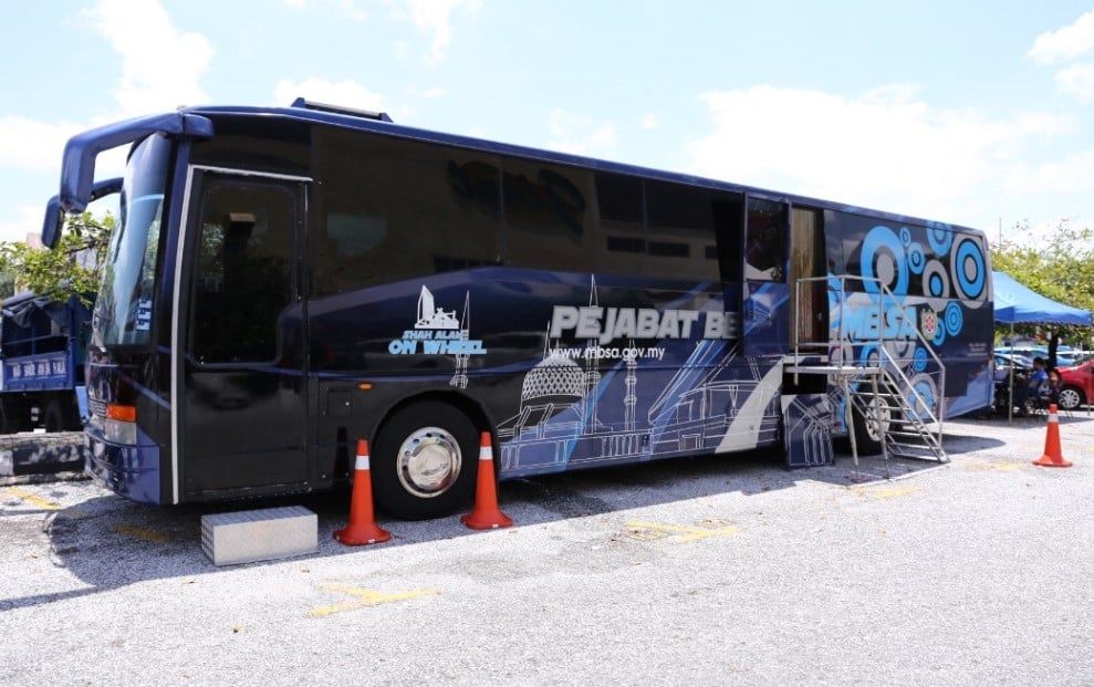 莎阿南市厅流动柜台  明日13区永旺广场服务